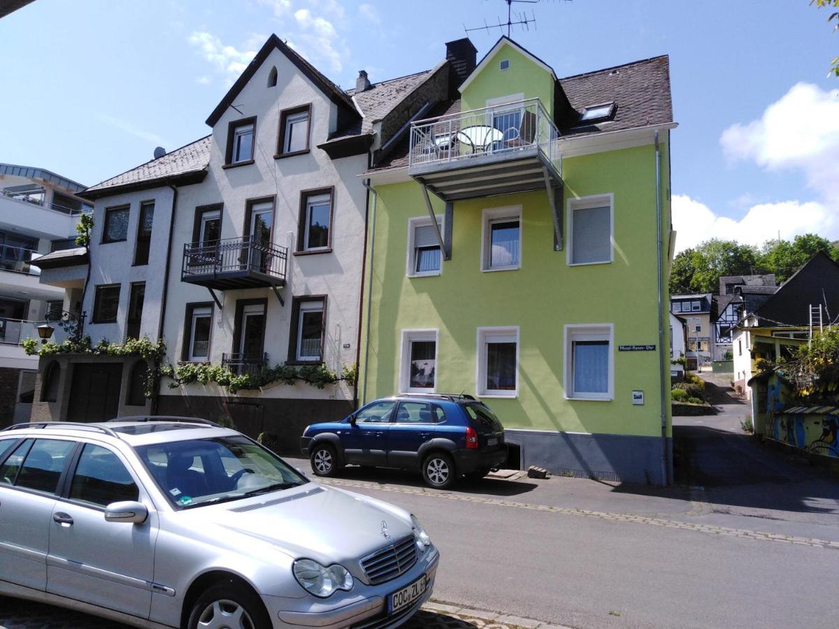 Haus Margarete Apartamento Zell an der Mosel Exterior foto